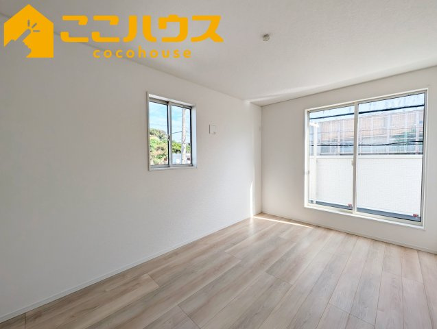 糸満市座波第2　クレイドルガーデン　新築戸建て　全4棟　2号棟の寝室|寝室6.7帖