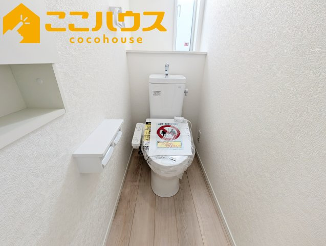 糸満市座波第2　クレイドルガーデン　新築戸建て　全4棟　2号棟のトイレ|2階トイレ