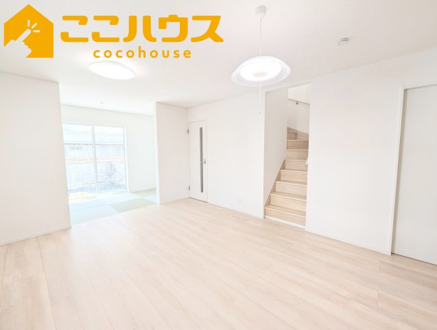 糸満市座波第2　クレイドルガーデン　新築戸建て　全4棟　2号棟の居間・リビング|LDK15帖