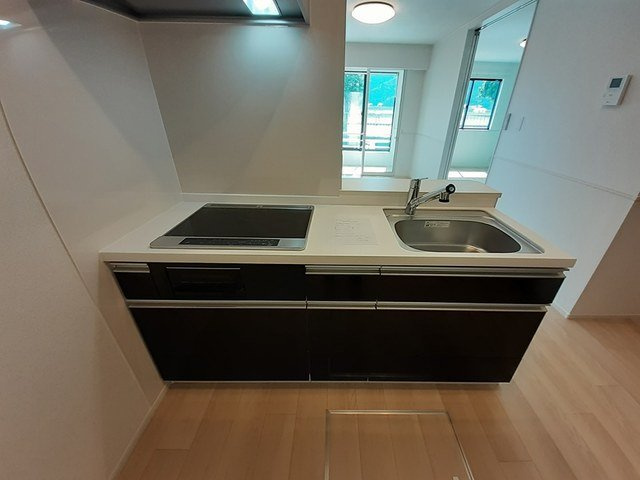 ローズ　ガーデン　大野　Ｂのキッチン