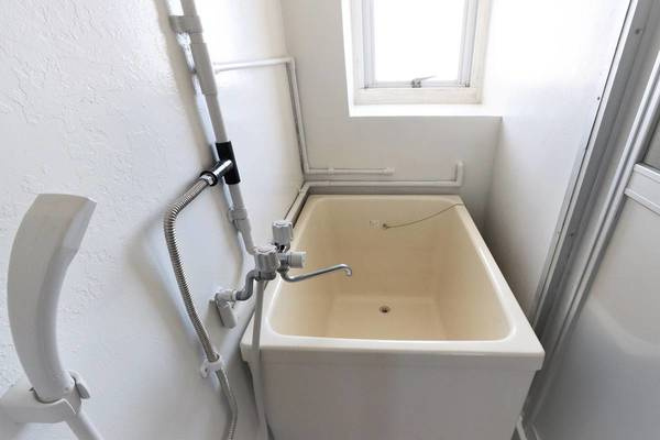 ビレッジハウス萩原5号棟の浴室|ビレッジハウスの同一物件・同一タイプの間取りの写真です