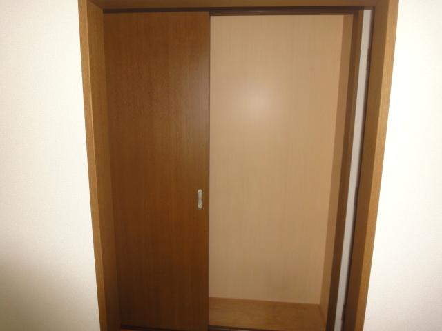 プリマヴェーラＫＭ　　刈谷市近郊の賃貸はクラスホーム刈谷店の収納|リビング収納(開）