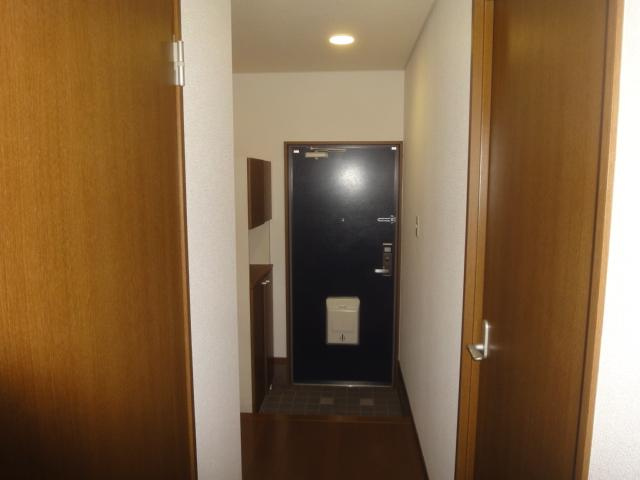 プリマヴェーラＫＭ　　刈谷市近郊の賃貸はクラスホーム刈谷店の玄関|廊下