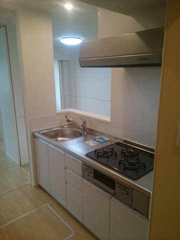 アンドロイ　アンソレイユ　Ｂのキッチン