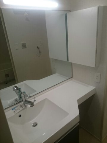 アンドロイ　アンソレイユ　Ｂの洗面所