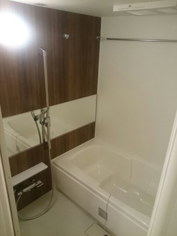 アンドロイ　アンソレイユ　Ｂの浴室