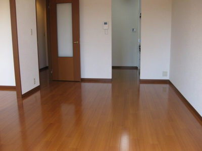 【居間・リビング】 | ルミエール諏訪森 | 階段