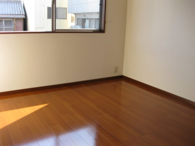 【洋室】 | ルミエール諏訪森