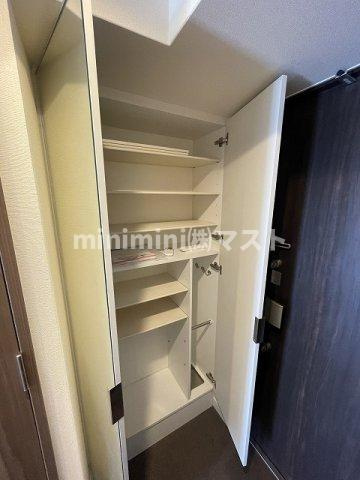 プレサンス難波フィールドの収納