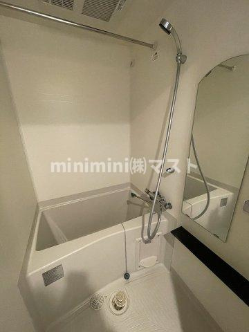 プレサンス難波フィールドの浴室