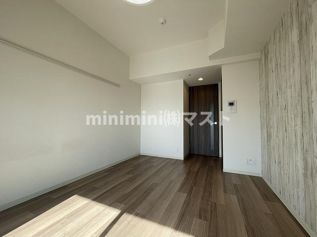 プレサンス難波フィールドの洋室