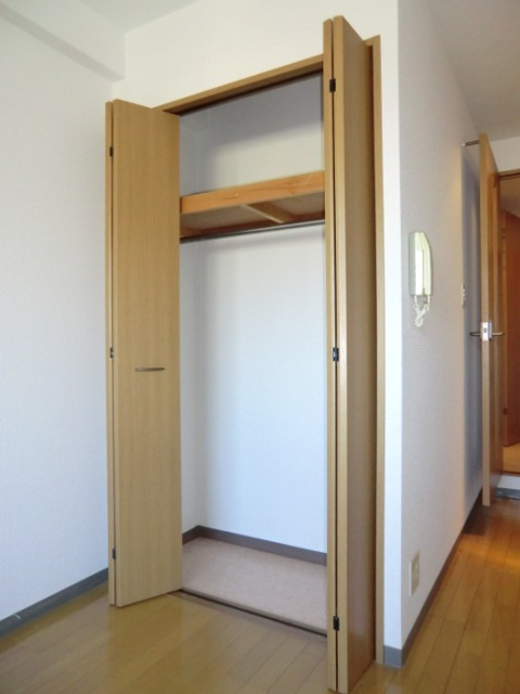 ヴァンスタージュ姫里の収納