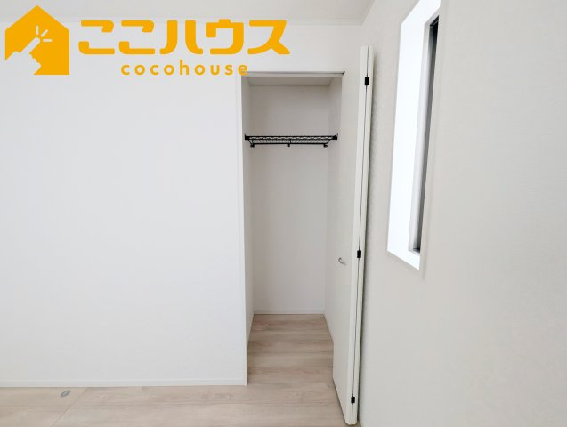 糸満市座波第2　クレイドルガーデン　新築戸建て　全4棟　3号棟の収納|洋服が多い方でも安心の収納力