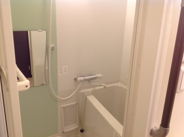 【浴室】 | レオネクストウイロウⅥ