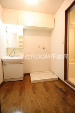 西村コーポレーションの洗面所