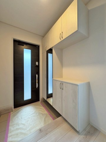 仙台市宮城野区白鳥2丁目　の玄関