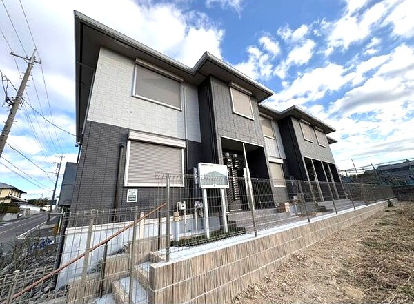 ソレイユ鴻の巣の外観