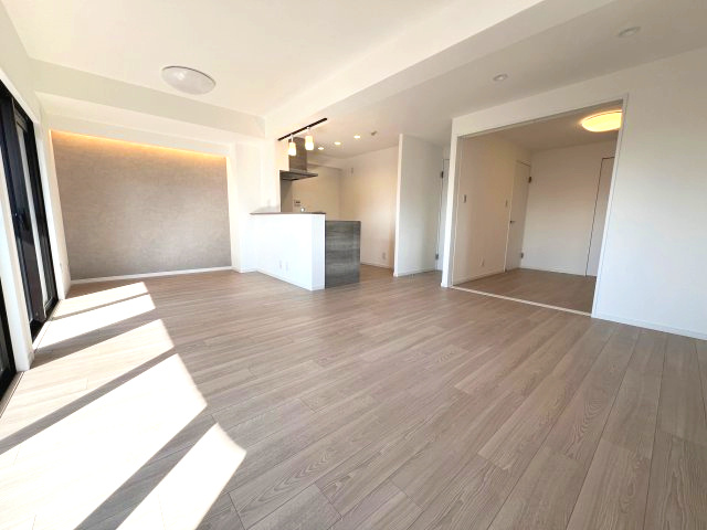 【居間・リビング】の画像