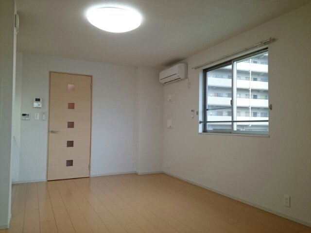 ラガーコートの居間・リビング