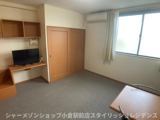 レオパレス裕也の居間・リビング