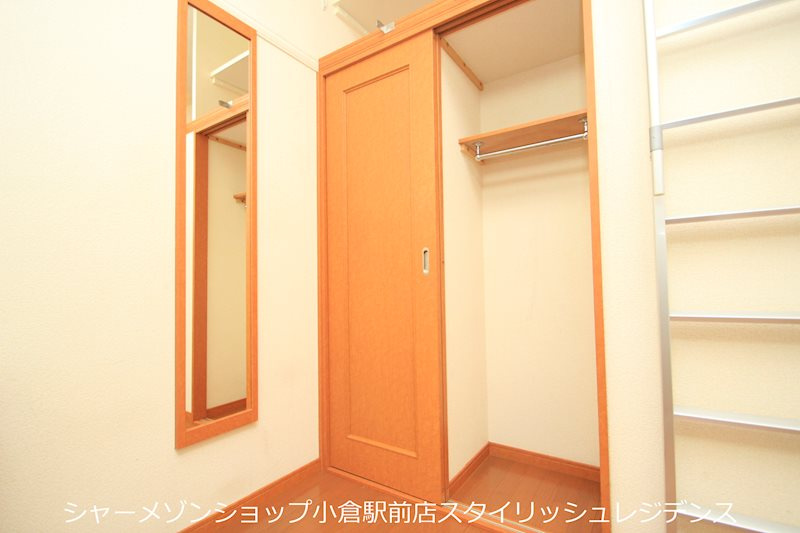レオパレスみづきの収納|※イメージ写真となるため、現況と異なる場合は現況を優先します