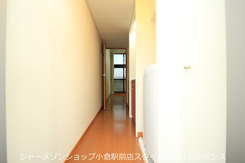レオパレスコモト大畠の玄関|※イメージ写真となるため、現況と異なる場合は現況を優先します