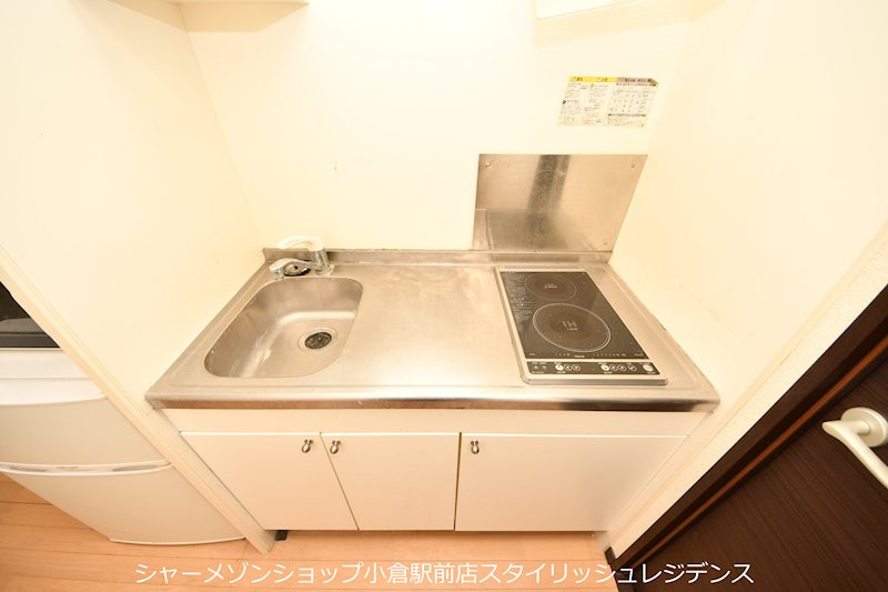 レオネクストサンライズ小熊野のキッチン|写真と異なる場合は現況を優先します