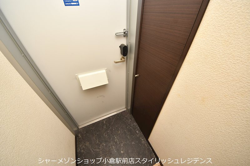 レオネクストサンビレッジの玄関|現況と異なる場合は現況を優先します