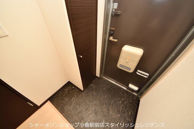 レオネクストKUZUHAの玄関|写真と異なる場合は現況を優先します