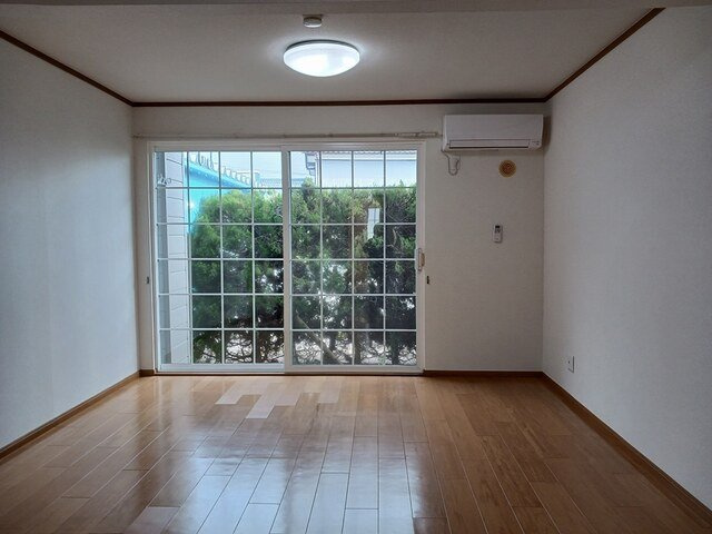 アルカサール幸　Ｂの居間・リビング