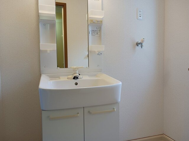 アルカサール幸　Ｂの洗面所