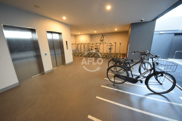 ローレルタワー御堂筋本町のその他共用部分|ローレルタワー御堂筋本町　駐輪場