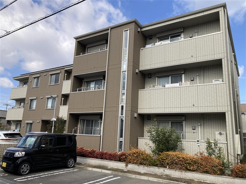 インペリアルタナベの外観