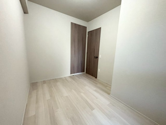 【洋室】 | レ・ジェイド高槻宮野町