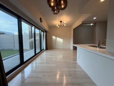 【居間・リビング】 | レ・ジェイド高槻宮野町