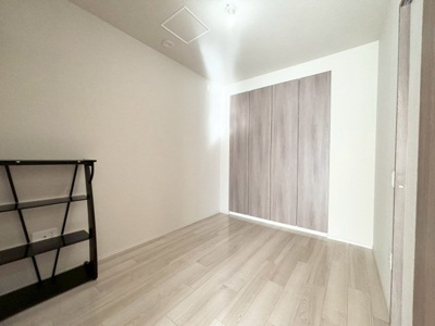 【洋室】 | レ・ジェイド高槻宮野町