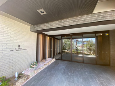 【エントランス】 | レ・ジェイド高槻宮野町