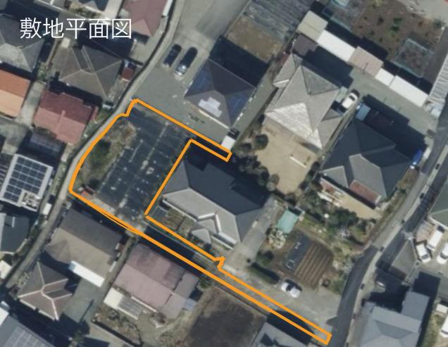 売土地　富士市天間のその他|旗竿地なので道路から離れています。路地部分を駐車スペースに使いお家を大きく建てる事も可能です。