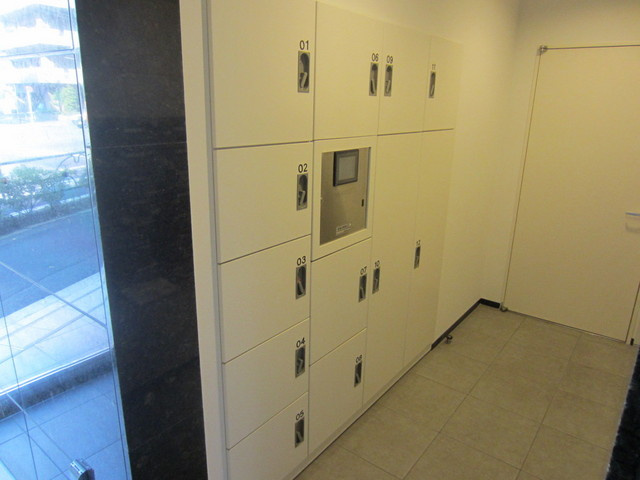 センテニアル王子神谷アネックスのその他共用部分|便利な宅配ボックス付き！