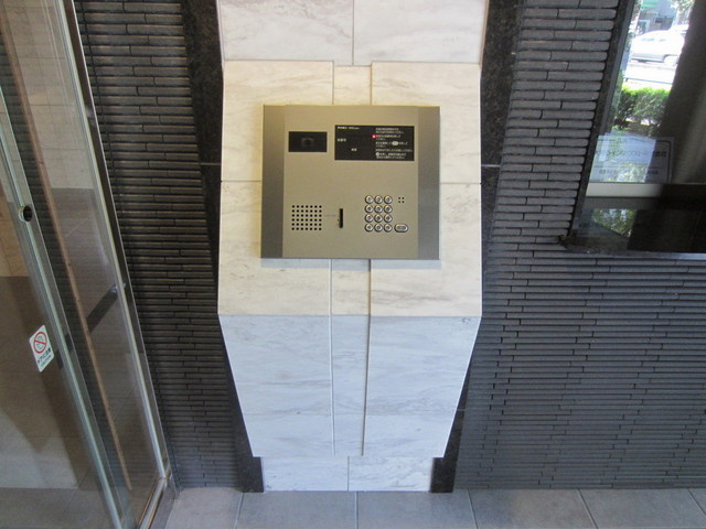 センテニアル王子神谷アネックスのセキュリティ|安心のオートロック！