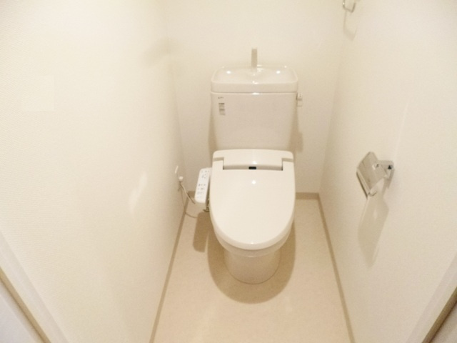 センテニアル王子神谷アネックスのトイレ|トイレも個室です☆