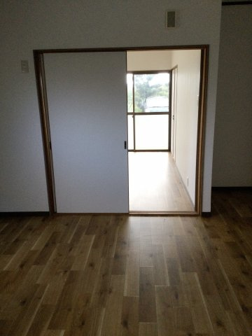 コーポ立花　2号棟の居間・リビング