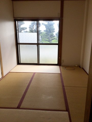 コーポ立花　2号棟の和室