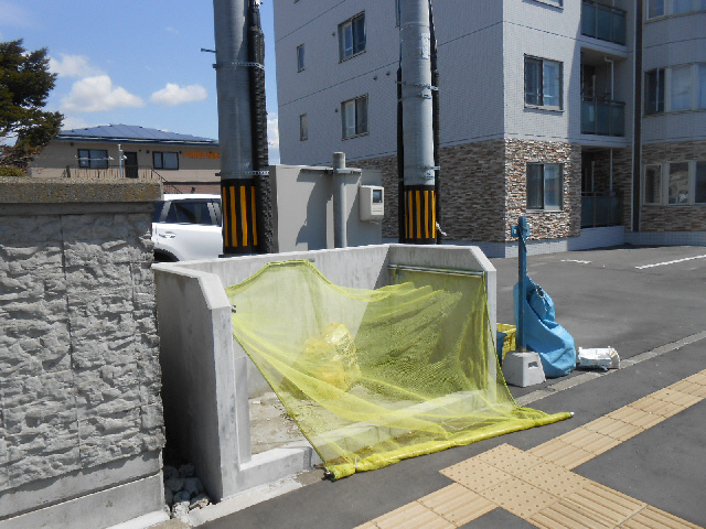 シャルールの周辺