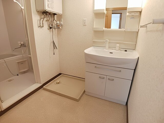 シティフォレスト８２の洗面所|ゆったりとスペースのある洗面所