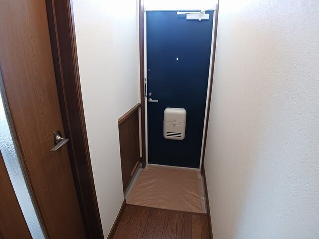 ＰＡＲＫ喜多川Ａの玄関|収納もある玄関です