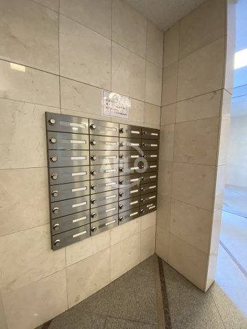 リーガル靭公園南のその他共用部分|リーガル靭公園南　郵便ポスト