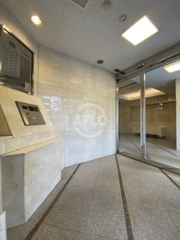 リーガル靭公園南のエントランス|リーガル靭公園南　エントランス