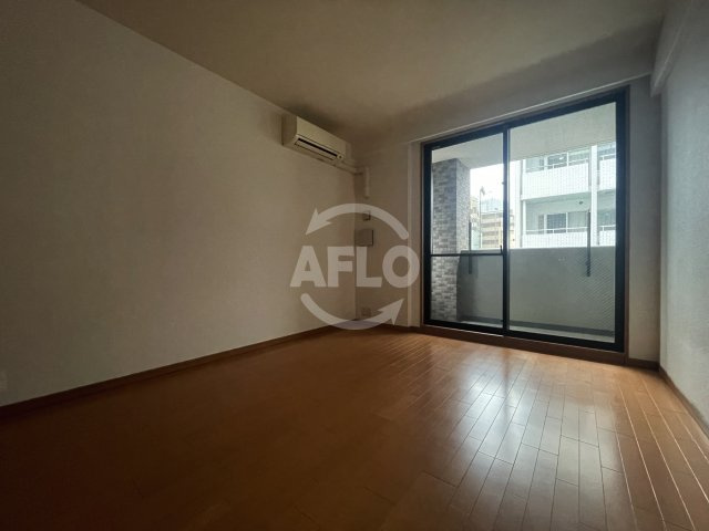 リーガル靭公園南の居間・リビング|リーガル靭公園南　洋室