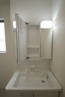 【内観：施工例】 | 【仲介手数料無料！！】府中市日新町3丁目　新築戸建て（全9棟）A号棟　5490万円